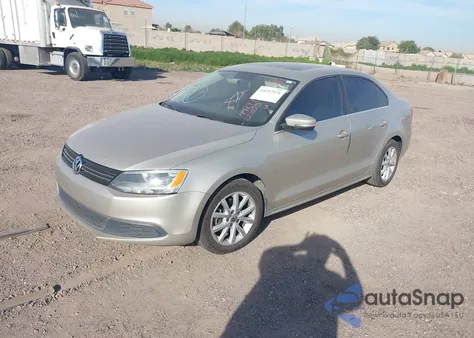 2014 Volkswagen Jetta 1.8T Se из США, поврежденный, VIN 3VWD17AJ1EM221025